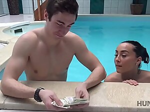 HUNT4K. Sex adventures in private swimming pool